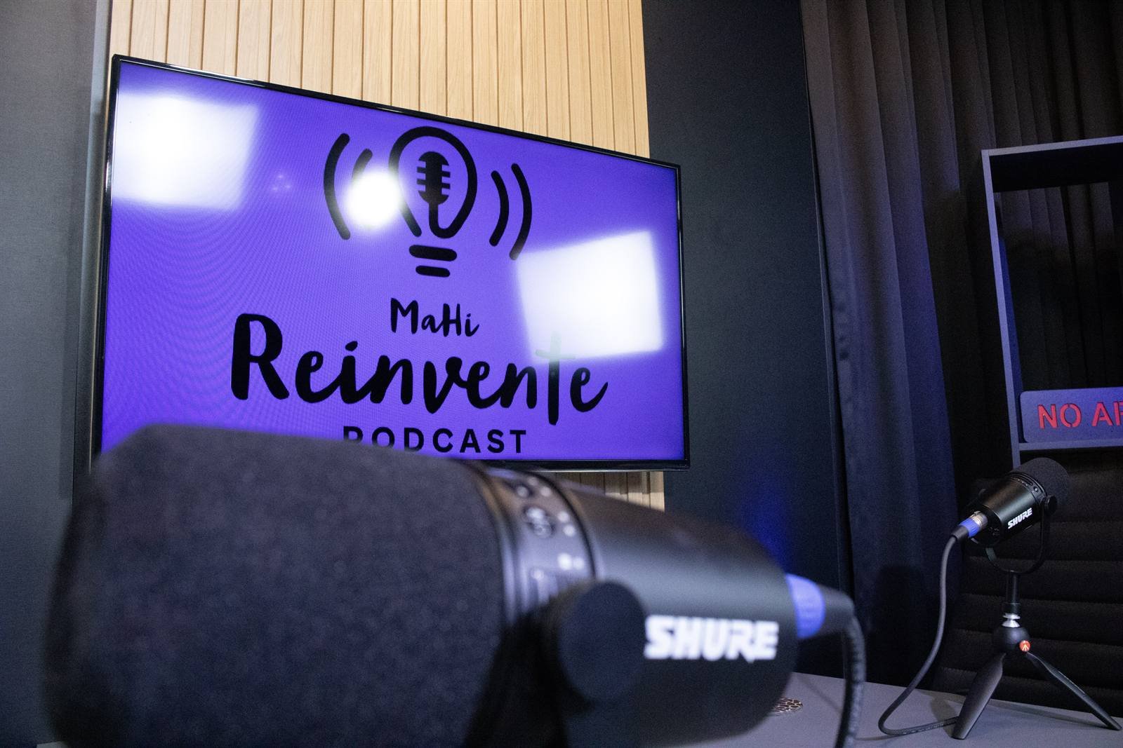 Microfone em destaque